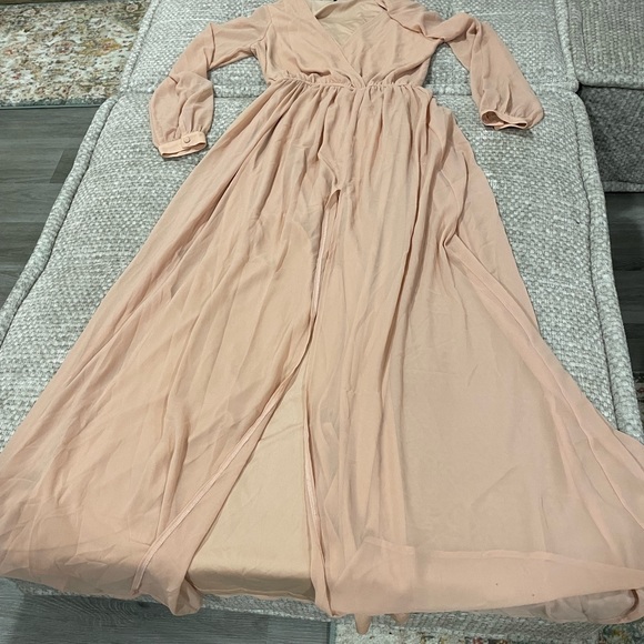 V-Neck High Slit Peach colored dress (see photos for imperfections) - Picture 6 of 11